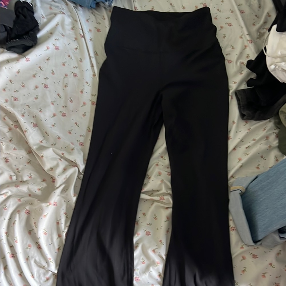 lululemon flare leggings size 6